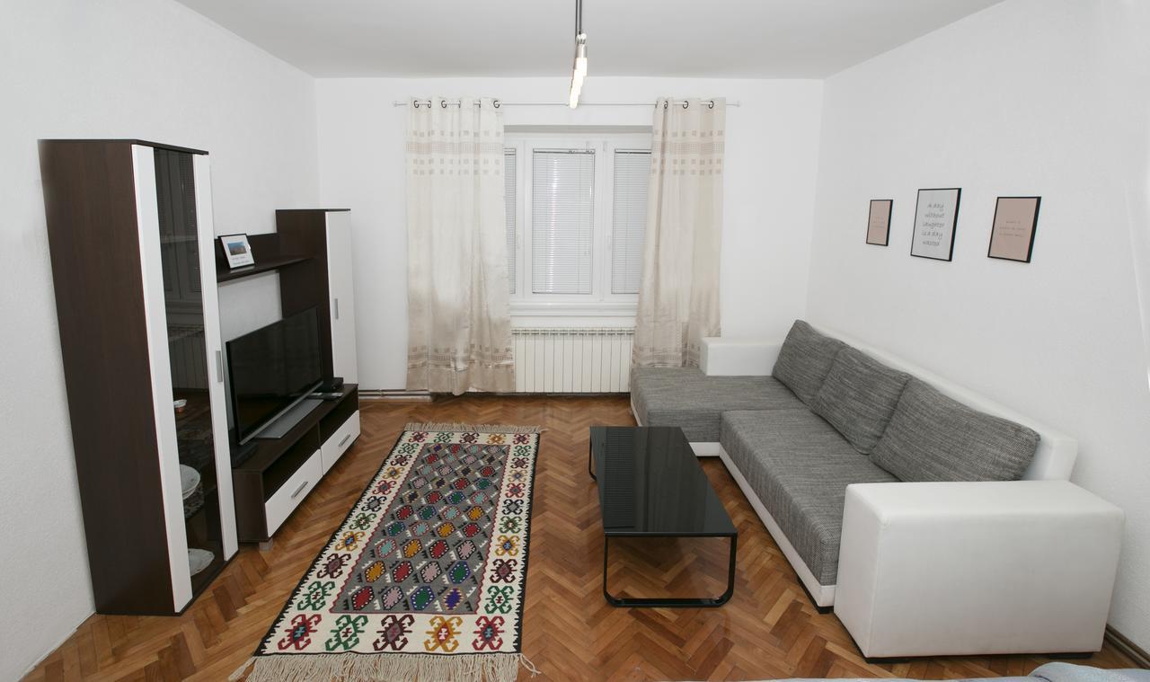 Downtown 3 Bedroom Apartment Sarajevo Exteriör bild